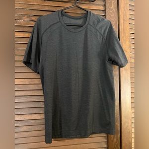 Lululemon Metal Vent Tech SS 2.0 Medium